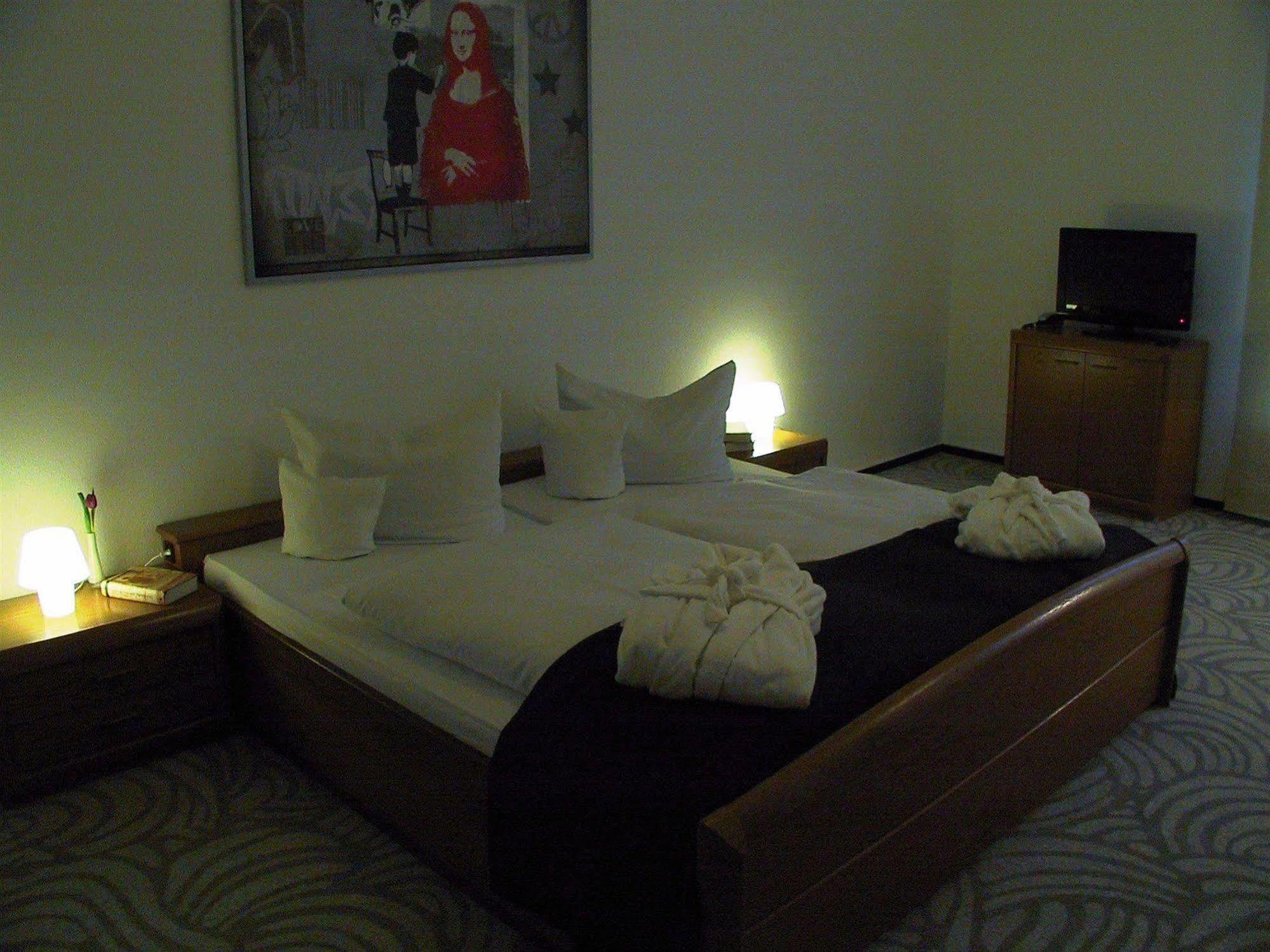 Atlanta Hotel 3*